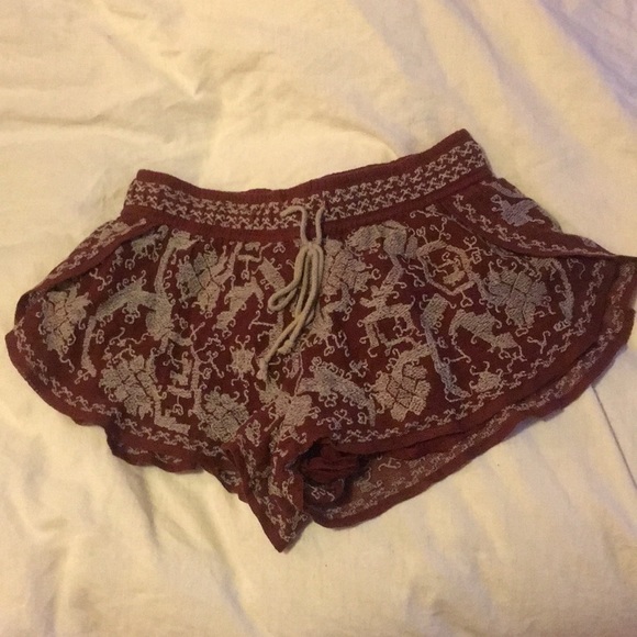 Urban Outfitters Shorts NEVER WORN - Picture 1 of 3